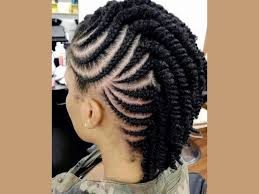 Kinky twists hairstyle detail