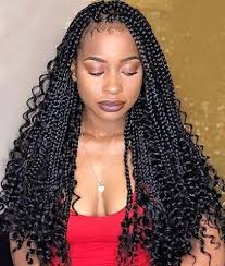 Knotless braids hairstyle detail